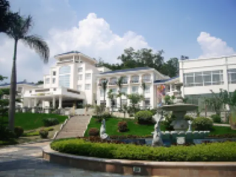 Royal Hotel Hotels near Guifengshan National Forest Park