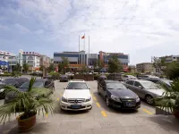 Suyi Lexiang Hotel - موقف سيارات