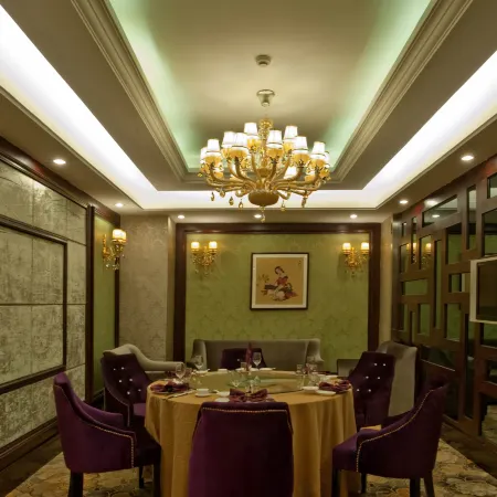 Haiyi Hotel (Jingmen Yintai City Jingchu Institute of Technology)