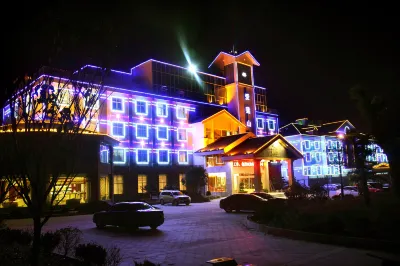 Ailian Villa Holiday Hotel Các khách sạn gần Shicheng Passenger Transport Terminal (Southwest to Shicheng Qinjiang Land and Resources Bureau)