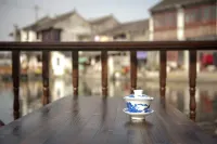 Zhouzhuang Linshui Renjia Inn