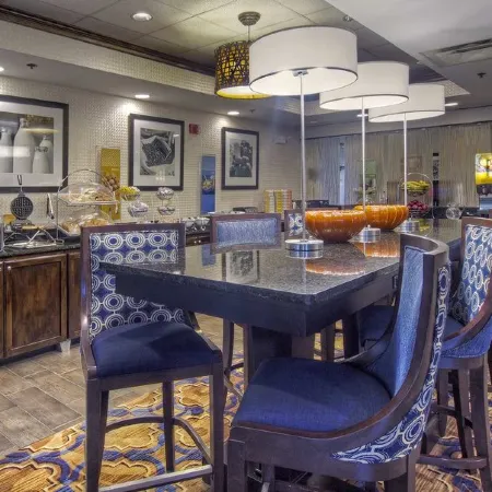 Hampton Inn & Suites Brenham