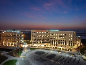 Staybridge Suites Abu Dhabi - Yas Island