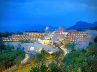 CITIC Jinling Hotel Hotels near Shentao Peak