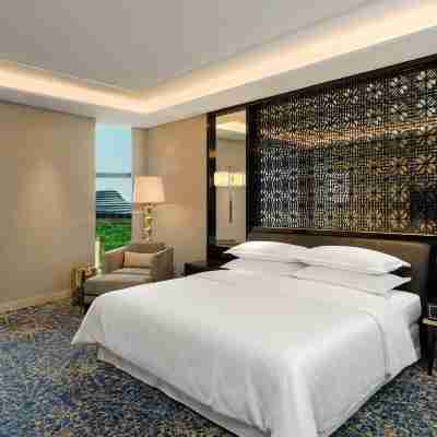 Sheraton Changchun Jingyuetan Hotel Rooms