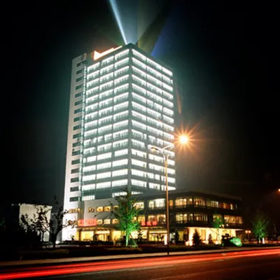 Yijing Holiday Hotel (Linyi Jiefang Road) Hotels near Yimeng Revolutionary History Memorial Hall