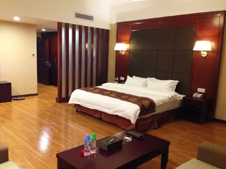 Tokang International Hotel Отели в г. Туншань