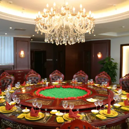 Media Hot Spring Hotel