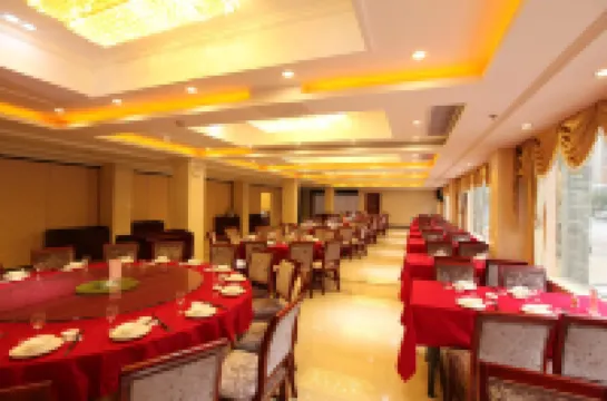 Huangguan Holiday Hotel