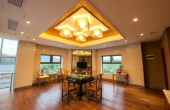 武夷山九曲綠地鉑驪酒店（九曲溪竹筏碼頭店）