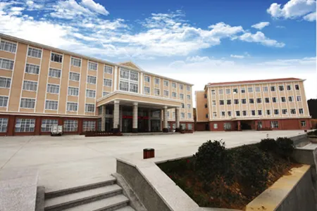 Dayang Yunwu Resort Отели рядом с достопримечательностью «Huang Manzhai Waterfall»