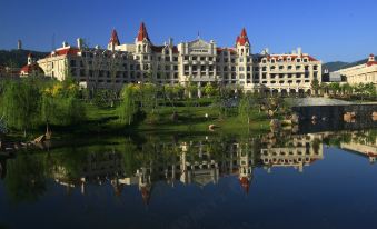 Bihu Hotspring Resort