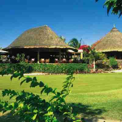 Constance Belle Mare Plage Hotel Exterior
