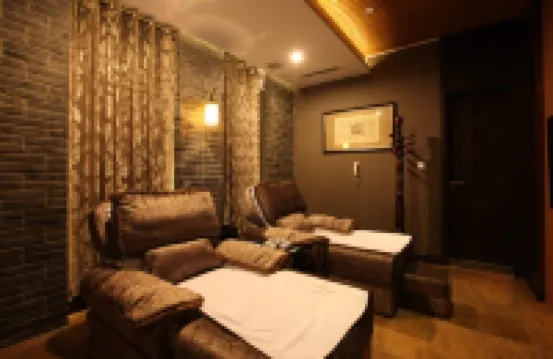 Jing Hu Exquisite Hotel