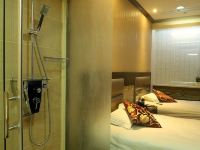 哈尔滨俊朗中央大酒店 - 标准双床房(无窗)