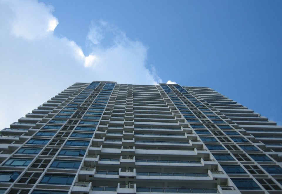 URBAN HOTEL―FROM ASIA TO EUROPE Urban Hotel(上海缘澳城市酒店) (Shanghai) Book With Special Price