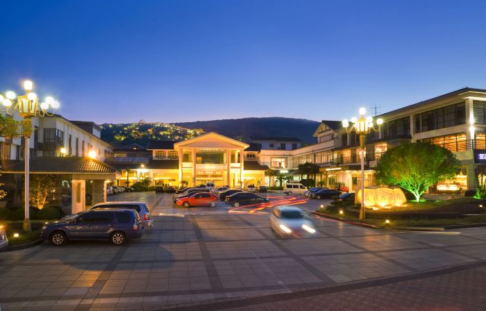 Woods Hotel