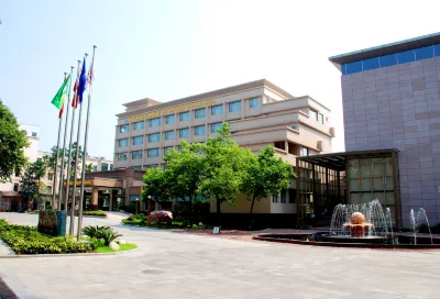 Zhiyin Lotus Lake Hotel Hotels in Wuhan