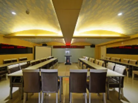 Ease Hotel (Yidu Yasi International Plaza) Hotels in Yidu