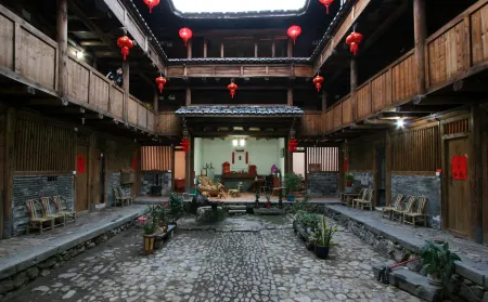 Qingdelou Inn