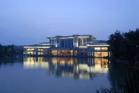 Lakeside Hotel Hefei - Parvekkeita