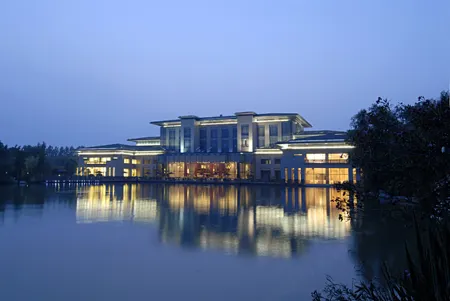 Lakeside Hotel Hefei Отели рядом с достопримечательностью «Anhui Jianzhu University (South Campus)»
