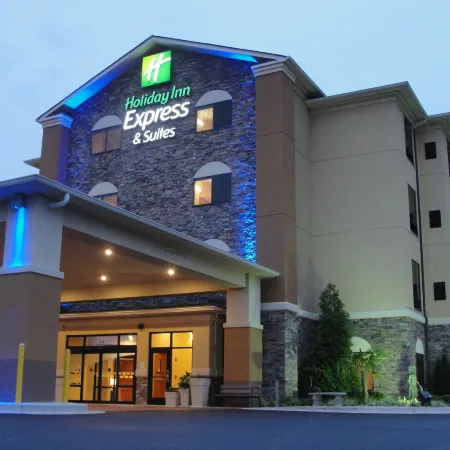 Holiday Inn Express & Suites ATLANTA EAST - LITHONIA by IHG