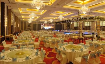New Continental June House Hotel