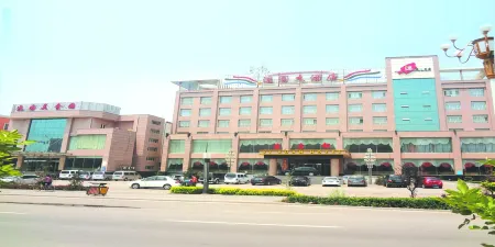 Yiyuan Hotel Отели рядом со станцией Taigu West Railway Station