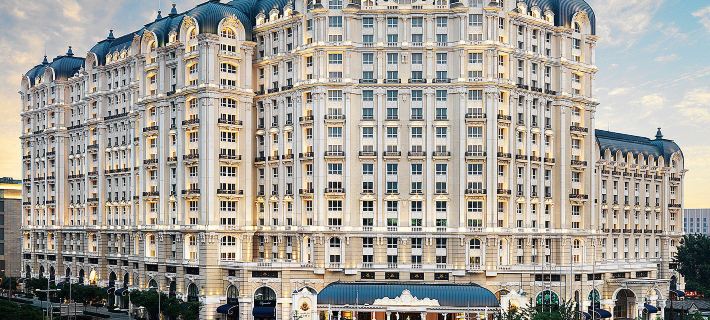 Legendale Hotel Beijing Hoteles en Pekín