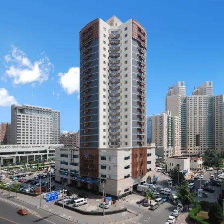 Comfort Suites Отели рядом с достопримечательностью «Станция Olympic Green»