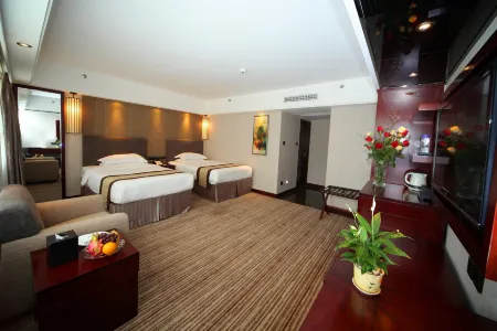 Hotel Beverly Plaza Отели рядом с достопримечательностью «Парк Цзян Юйсен»