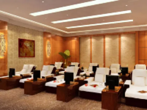 ジョンウェイ中豪ホテル済南（泉城広場大明湖）