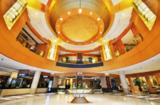 Luxemon Xinjiang Hongfu Hotel (Hotan 2nd Street People's Park)