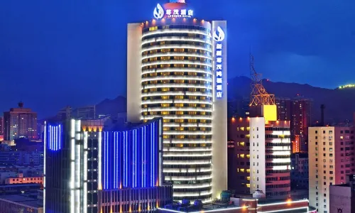 Luxemon Xinjiang Hongfu Hotel
