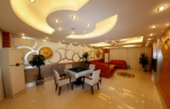 Milky Way Hotel (Chongqing Jiefangbei Center) Hotels in Chongqing