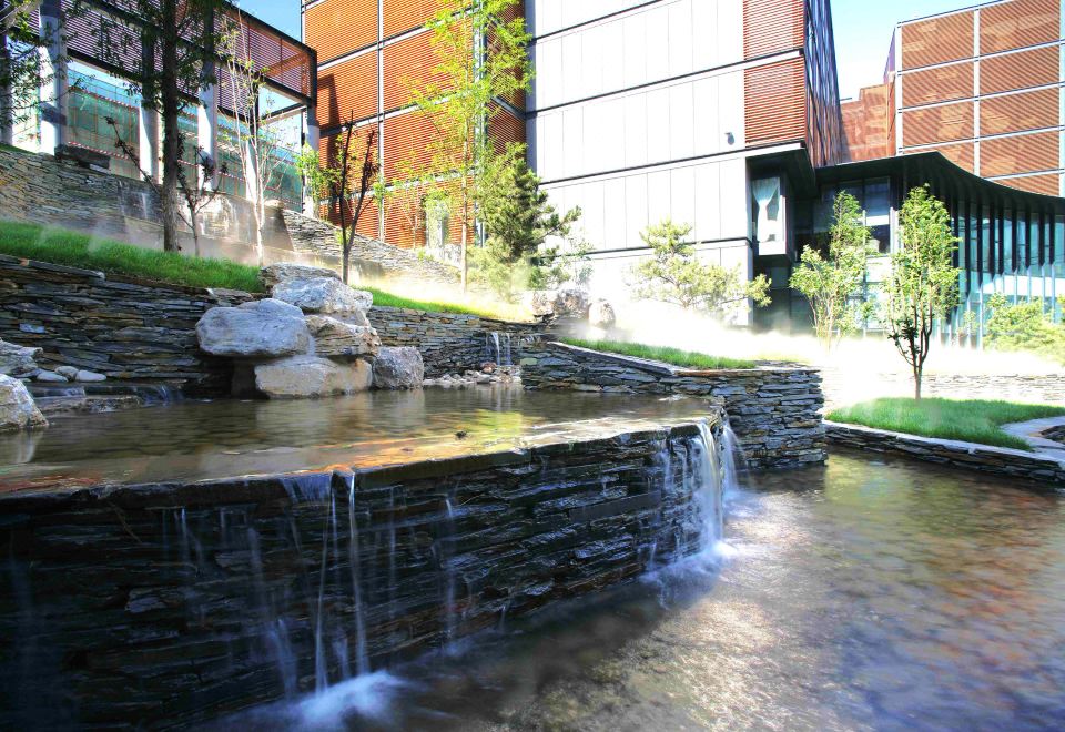 1. 더 레이크 뷰 ..