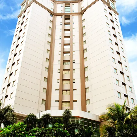Java Paragon Hotel & Residences