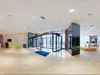 Holiday Inn Express CHENGDU WEST GATE by IHG Hotels near Jinniu