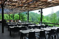 naked Stables Resort - breakfast
