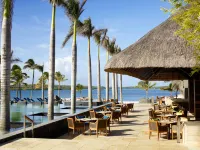 Four Seasons Resort Mauritius at Anahita - parking