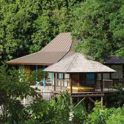 Four Seasons Resort Seychelles Hotel Exterior