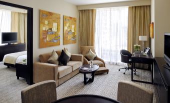 Mövenpick Jumeirah Lakes Towers