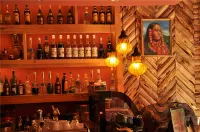Amdo Coffee House Inn - bar