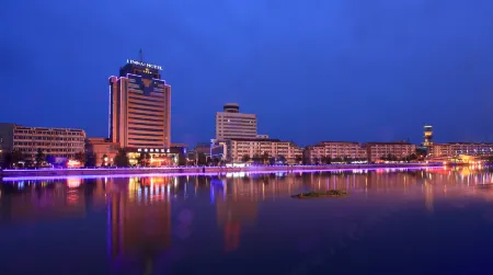 Linhai International Hotel Отели в г. Фунин