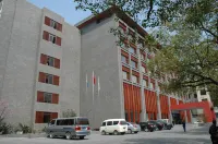 Yunmeng Hotel Hotels in Yueyang Railway Station/Pedestrian Street