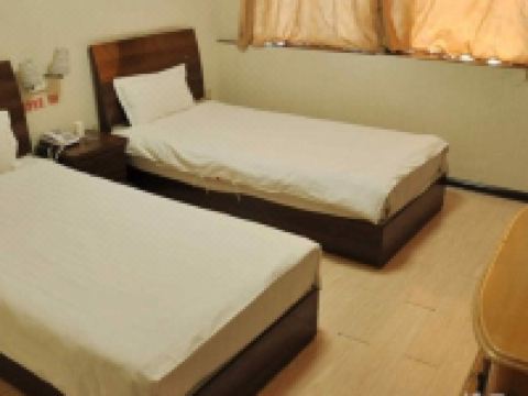 洛阳红叶宾馆 - 标准间