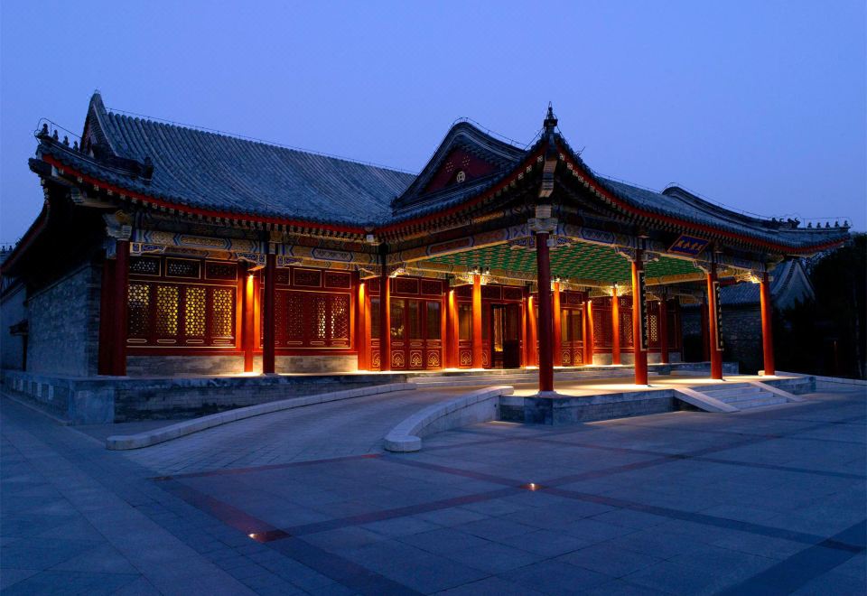 3. 아만 앳 서머 ..