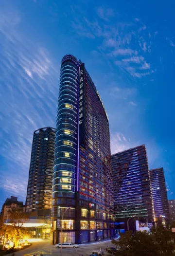 Renaissance Chengdu Hotel Hotels near Chengdunan Railway Station