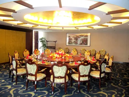 Zhonghui International Conference Center Отели рядом с достопримечательностью «Jiangsu Xuzhou Technician Institute (Xiyuan Campus)»